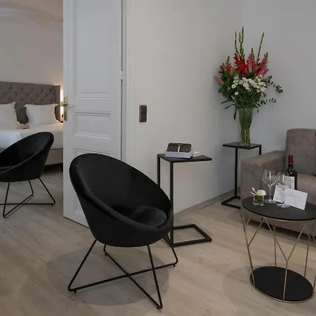 Golden Tulip De Paris Hotel