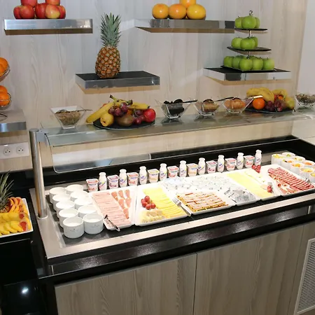 Golden Tulip De Paris 4* Cannes