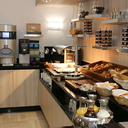 Golden Tulip De Paris Hotel Cannes