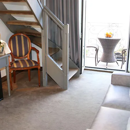Hotel Golden Tulip De Paris