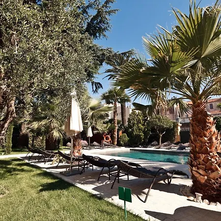 Golden Tulip De Paris Hotel 4*