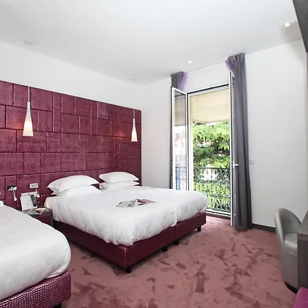 Golden Tulip De Paris Hotel