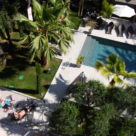Golden Tulip De Paris فندق 4*